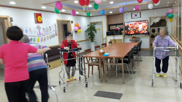 꾸미기_KakaoTalk_20160513_175506745.jpg