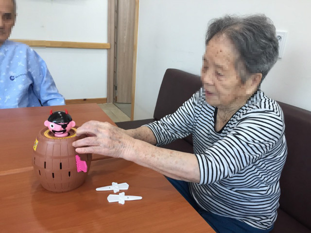 꾸미기_이순차어르신1.jpg