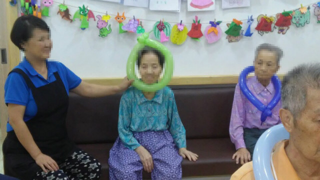 꾸미기_목사님4.jpg